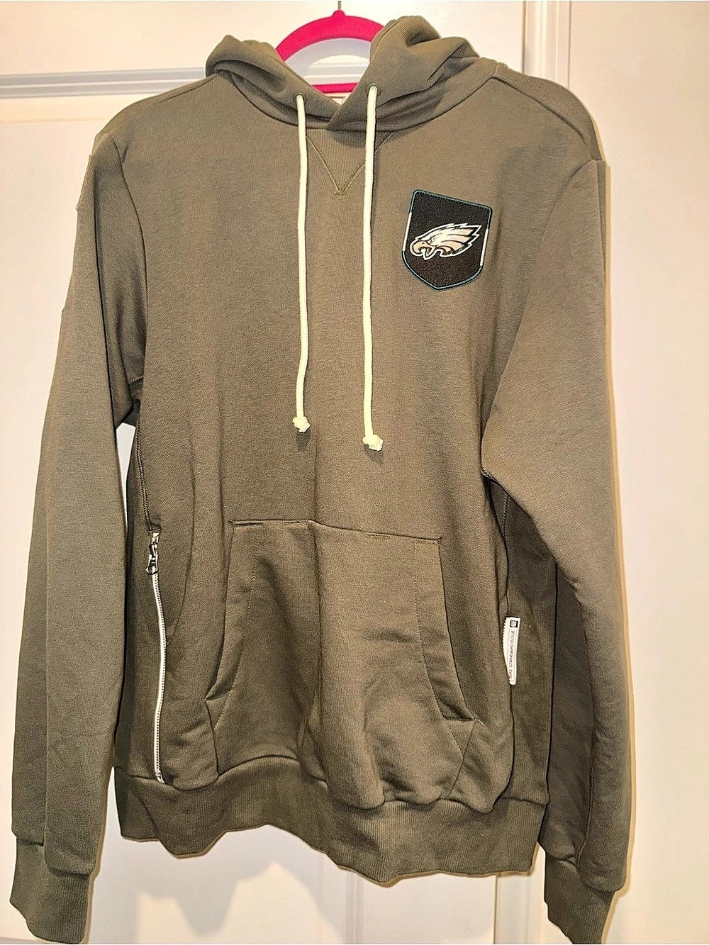 Nike Philadelphia Eagles Salute to Service Sideline Standard Issue Dri-FIT